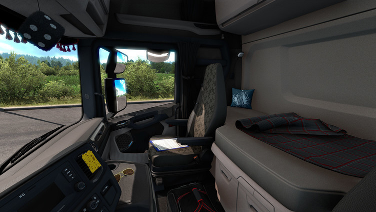 Euro Truck Simulator 2 - Cabin Accessories Screenshot 7
